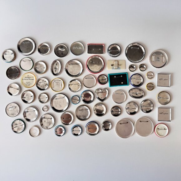LOT 60x CANADIAN ANTIQUE VTG PINBACK BUTTONS PINS 1970s - 2000s Tourism Cities - Picture 13 of 16